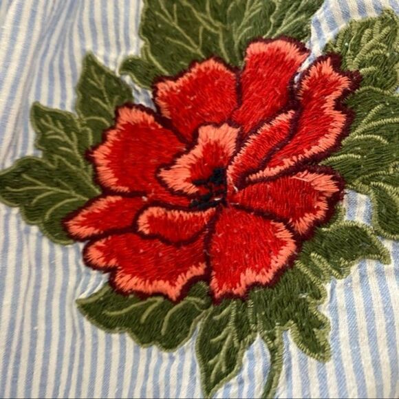 Forever 21 Embroidered Off the shoulder Shirt - Picture 4 of 8